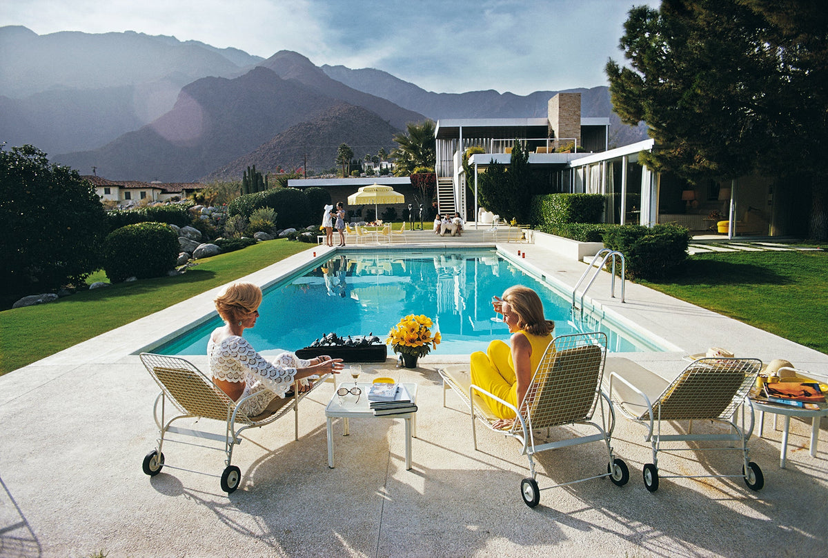 Slim Aarons, Poolside Pairs, 1970