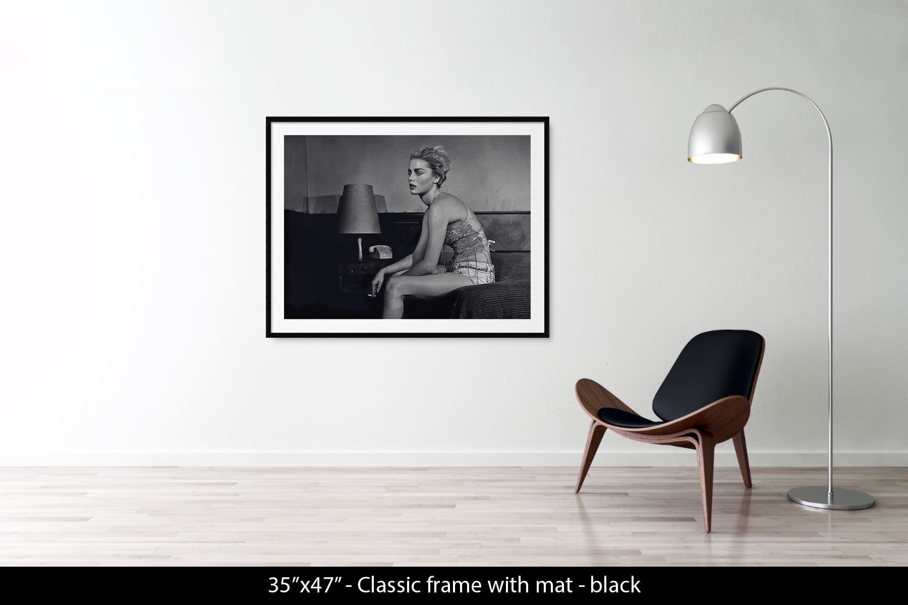 Fanny and the motel room, Los Angeles 2003