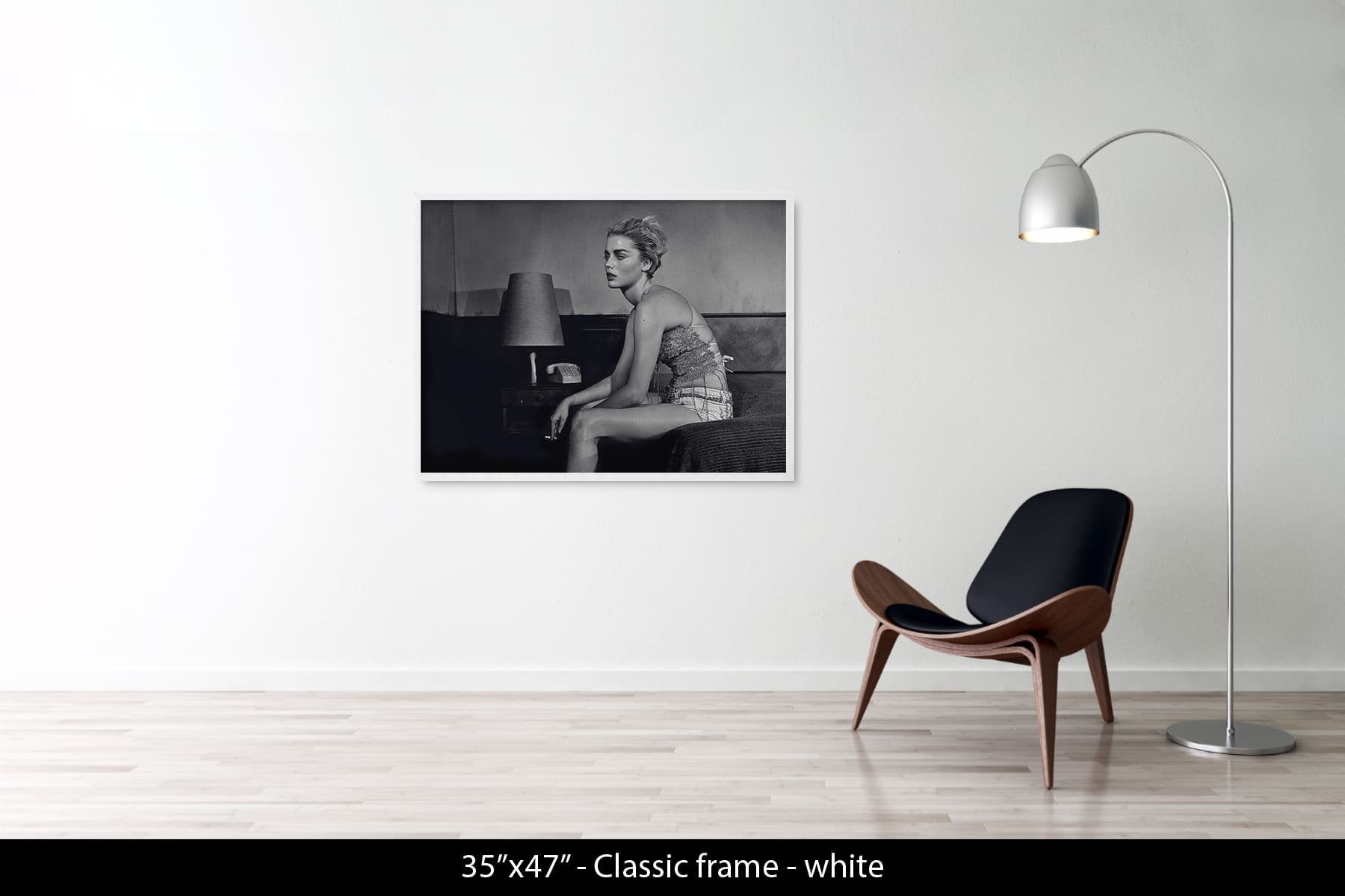 Fanny and the motel room, Los Angeles 2003