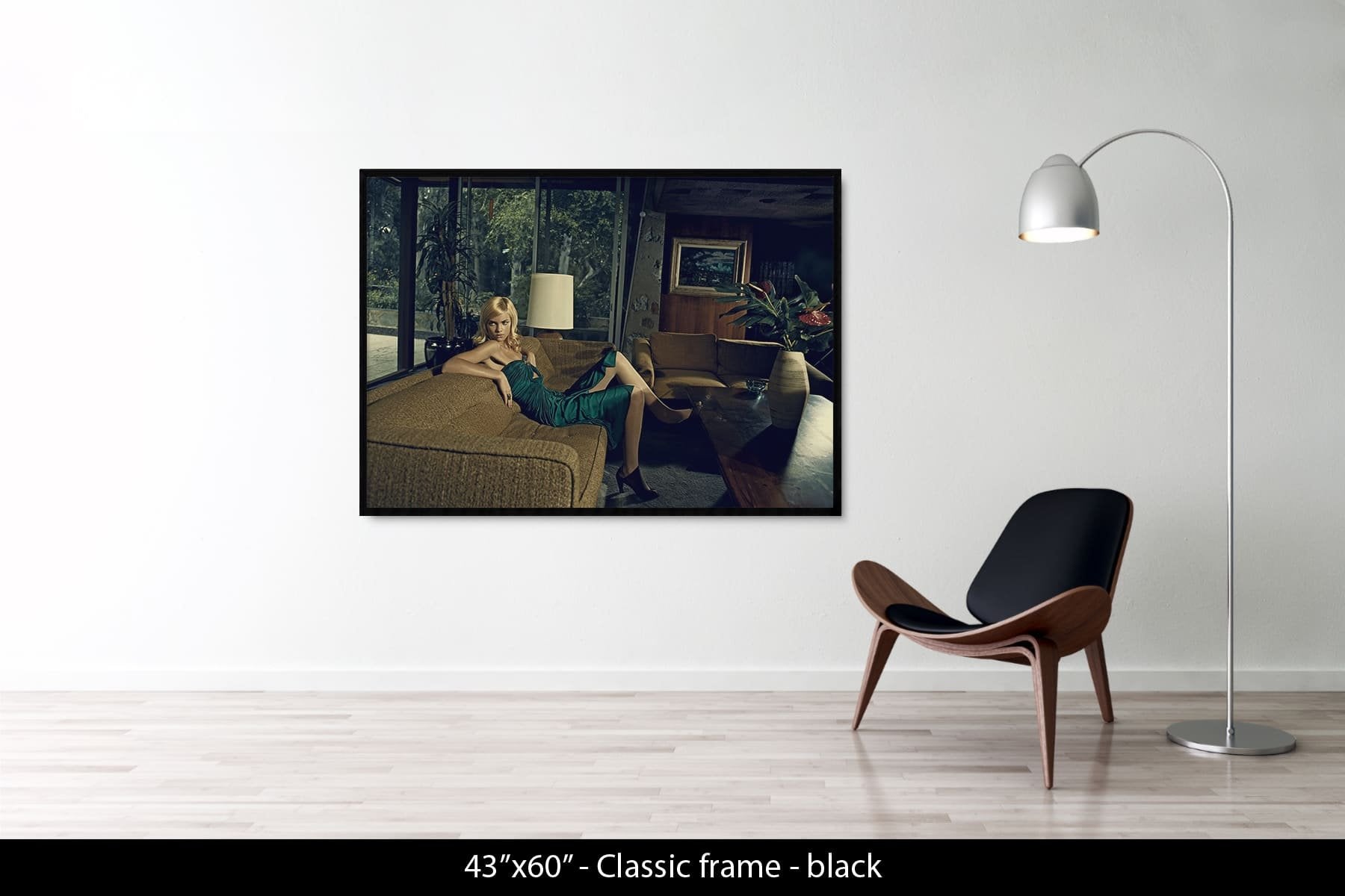 Elyse Taylor In Los Angeles 2005