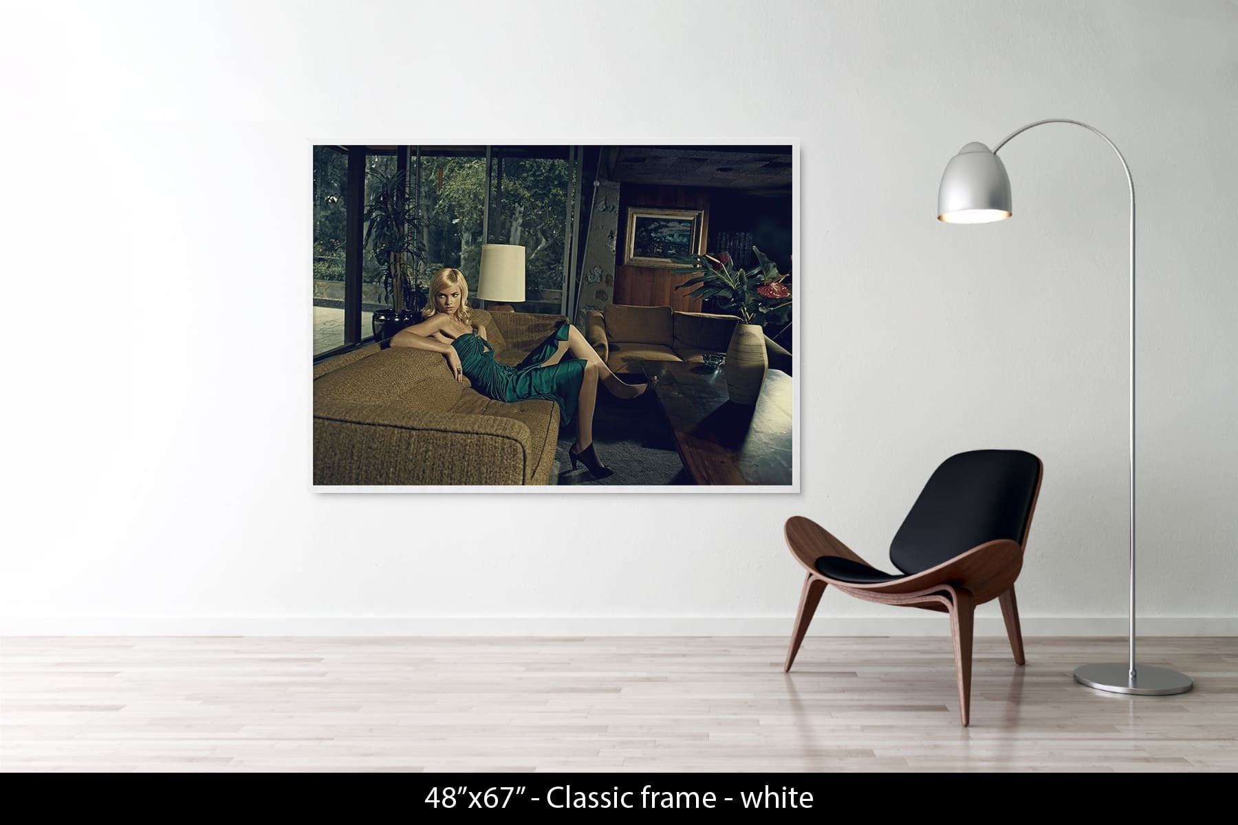 Elyse Taylor In Los Angeles 2005