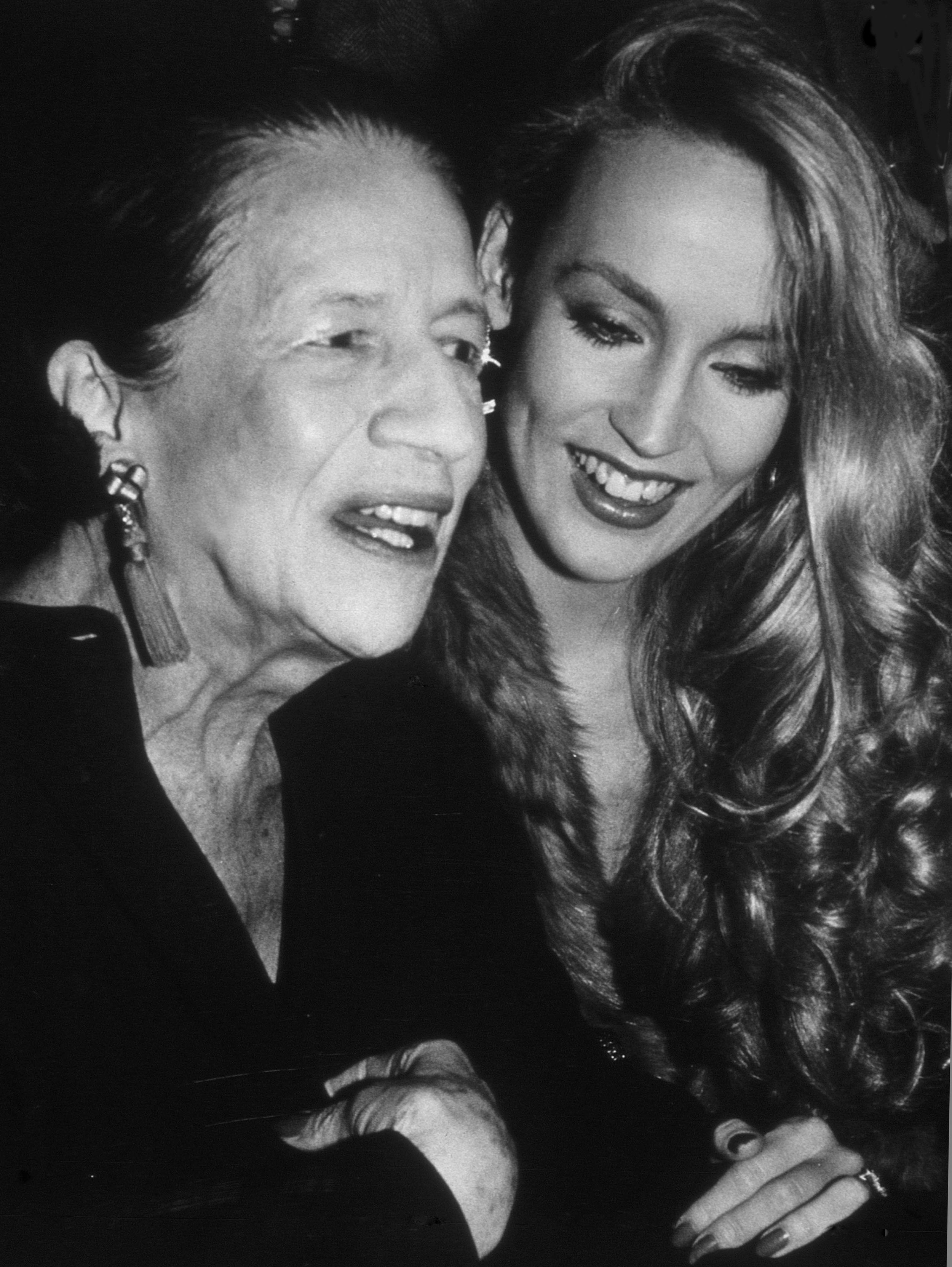 DIANA VREELAND AND JERRY HALL