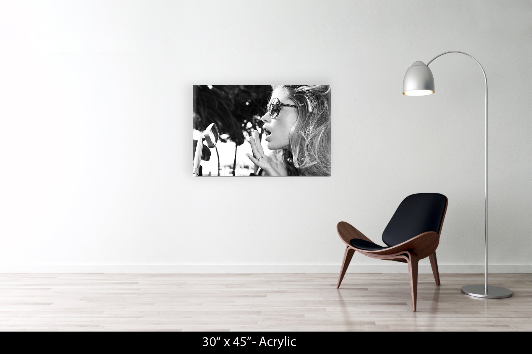 INSIDE CANNES - Doutzen looking at the rear mirror, 2011