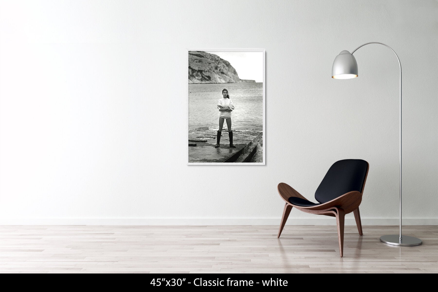 LAETITIA CASTA, 1994, CASSIS