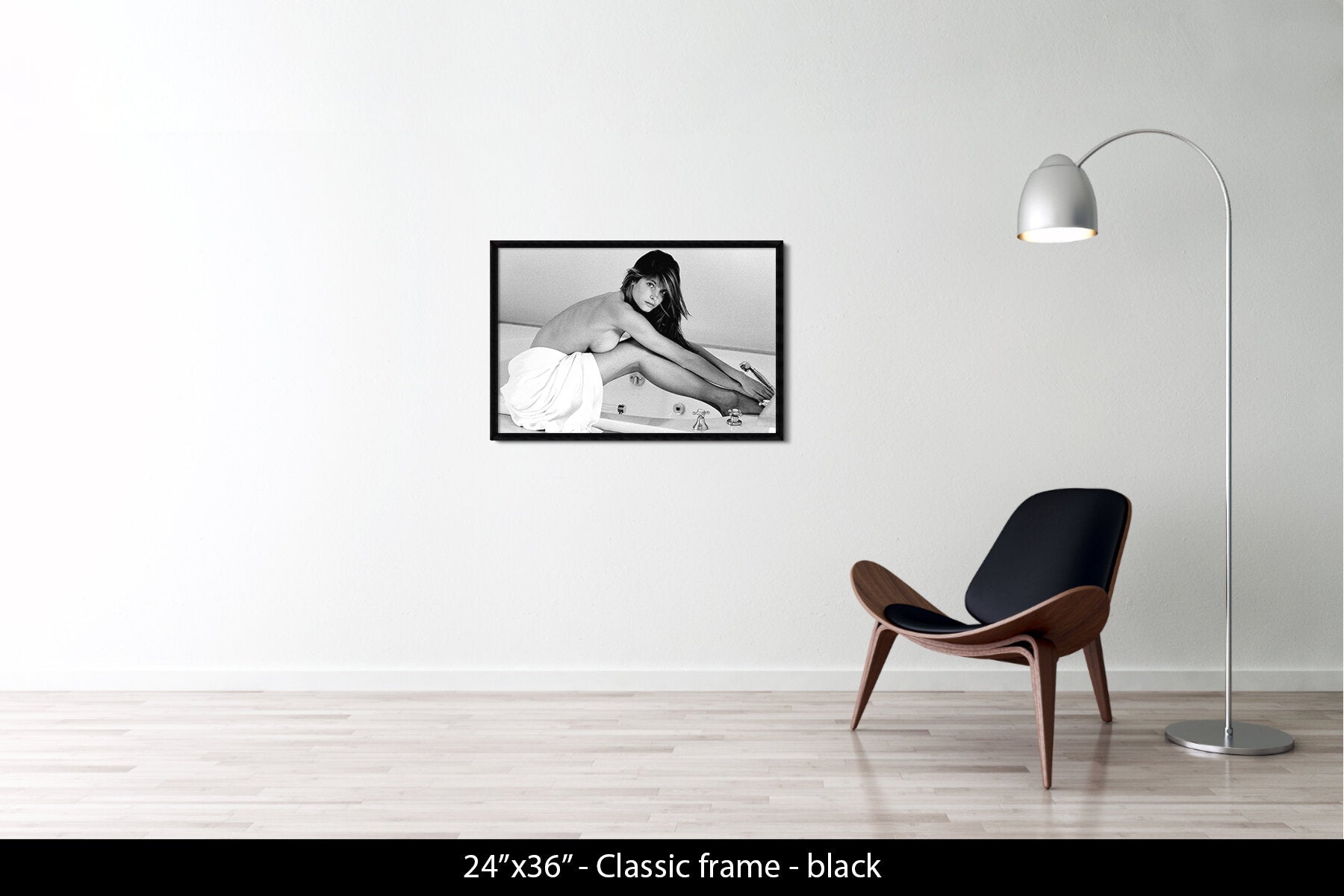 STEPHANIE SEYMOUR - BATH IN NEW YORK