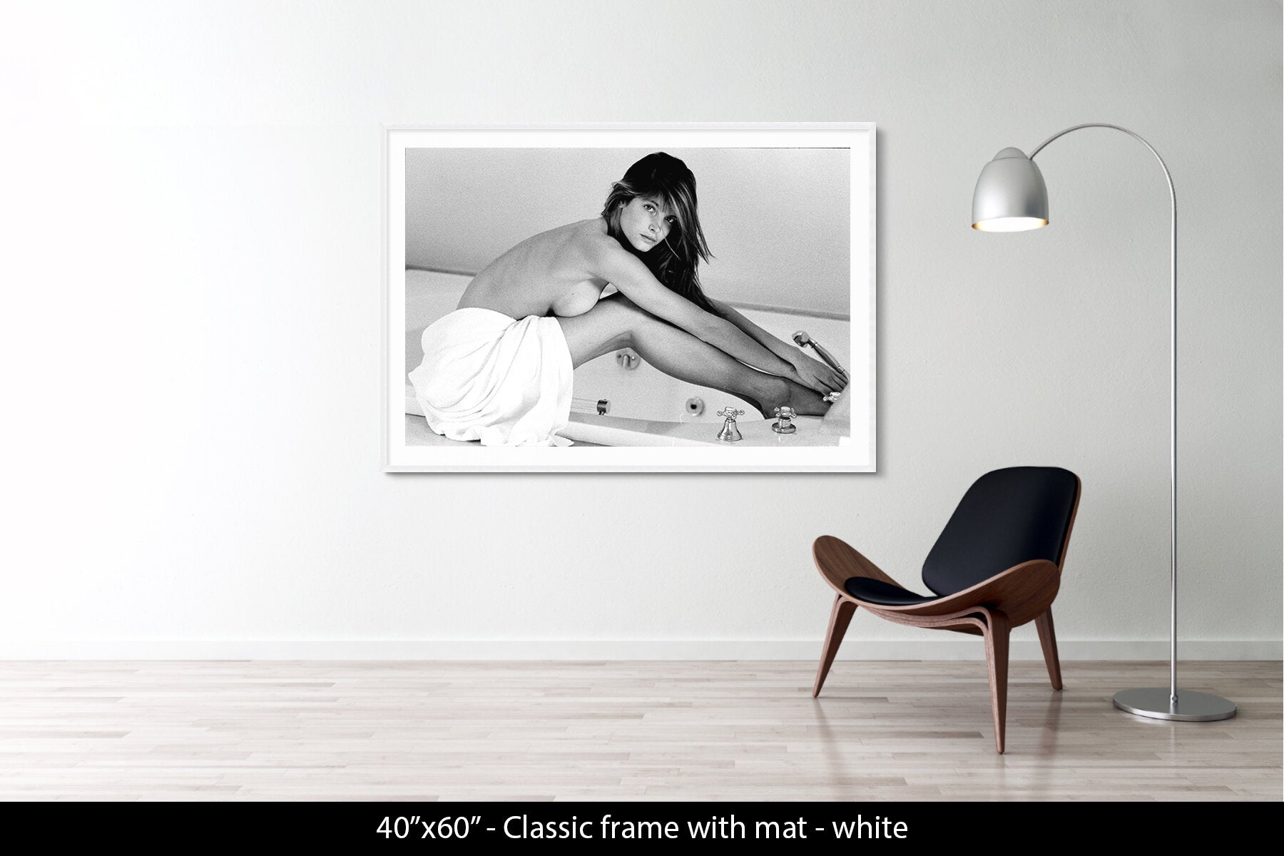 STEPHANIE SEYMOUR - BATH IN NEW YORK