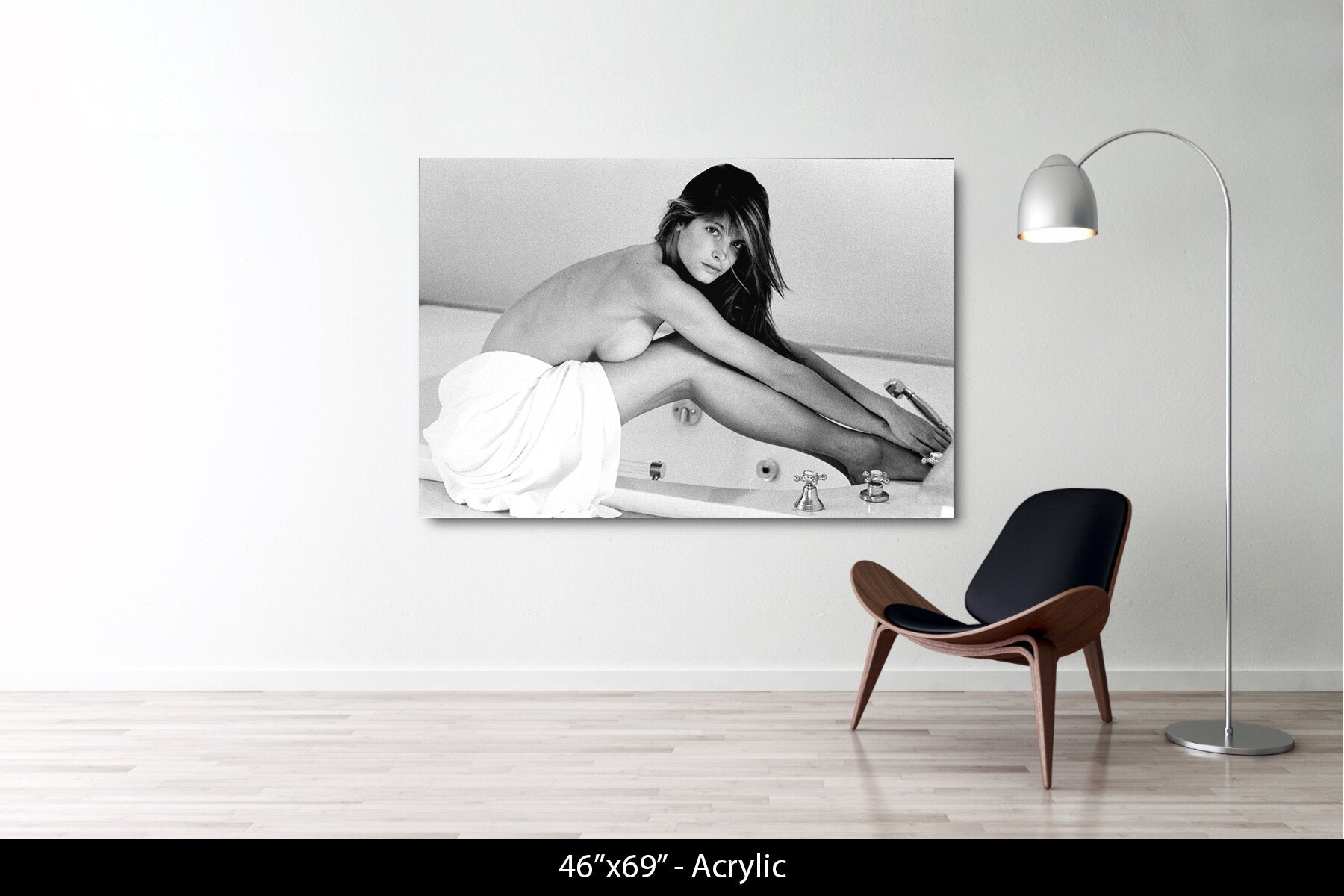 STEPHANIE SEYMOUR - BATH IN NEW YORK