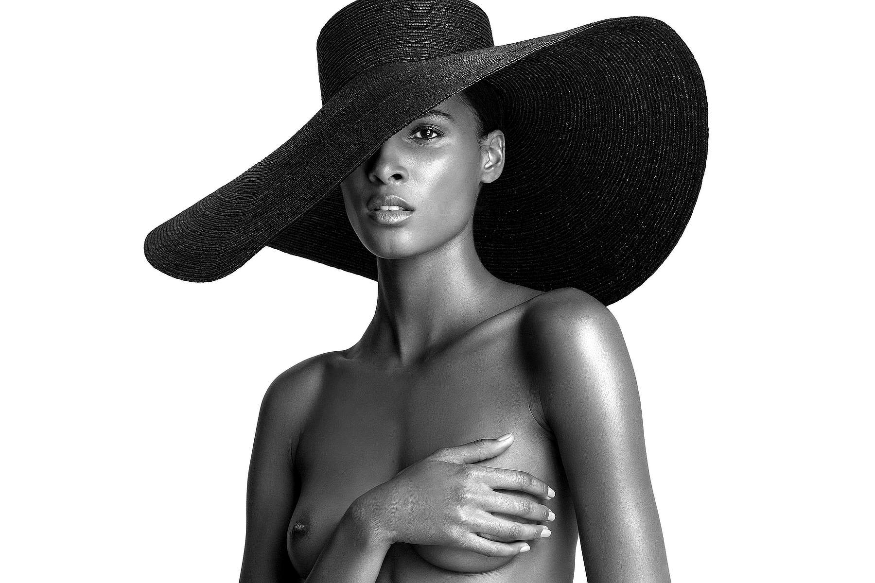 CINDY BRUNA A LA CAPELINE III- 2014