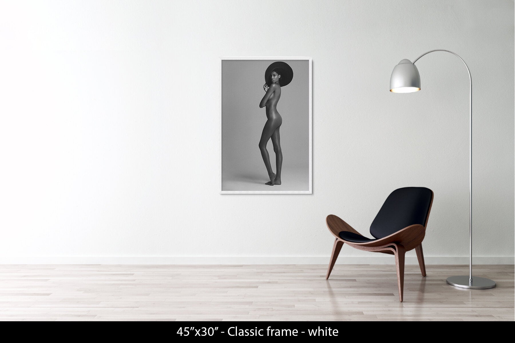 CINDY BRUNA - NU À LA CAPELINE NOIRE - PARIS