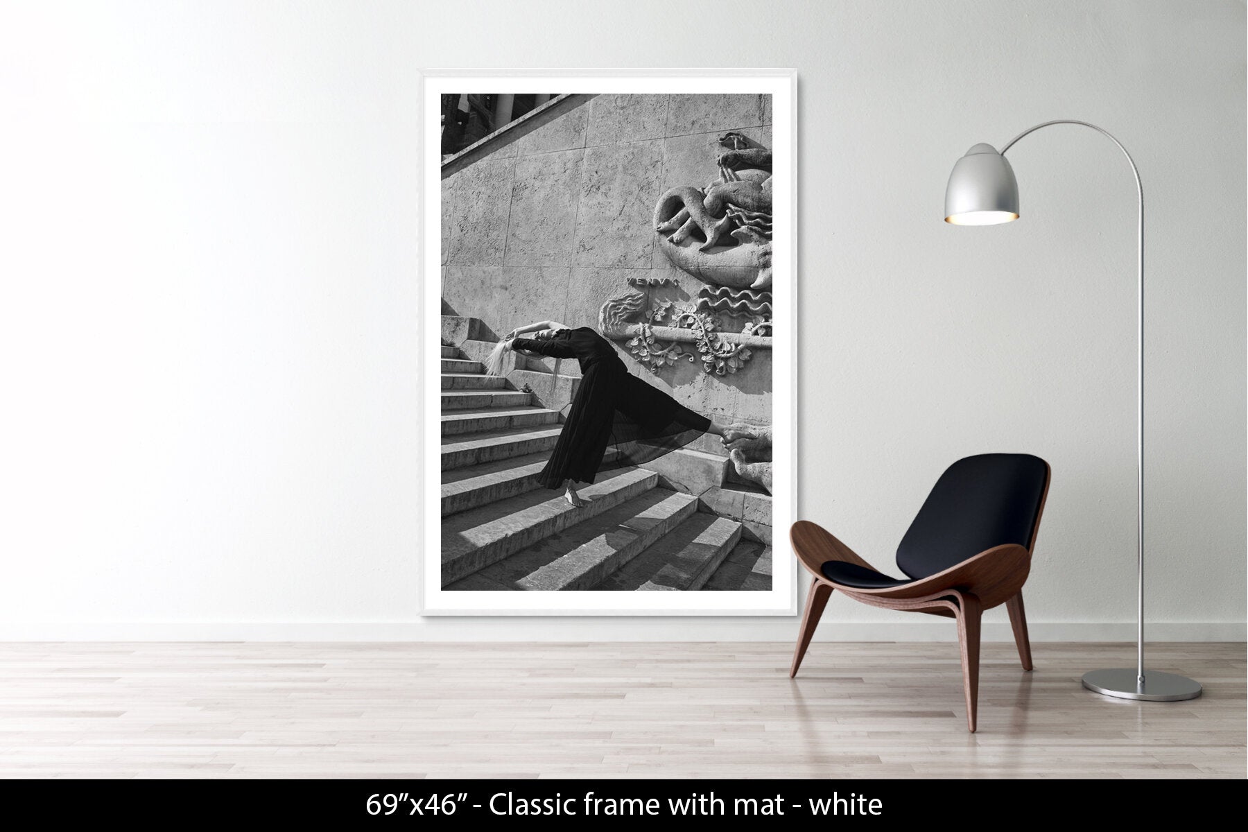 LA DANSEUSE DE CHAILLOT I- PARIS