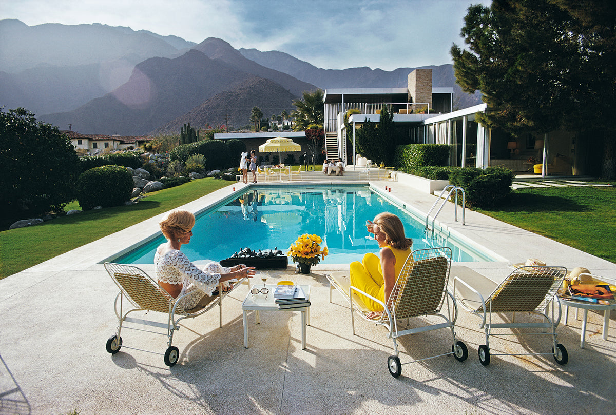 Slim Aarons, Poolside Pairs, 1970