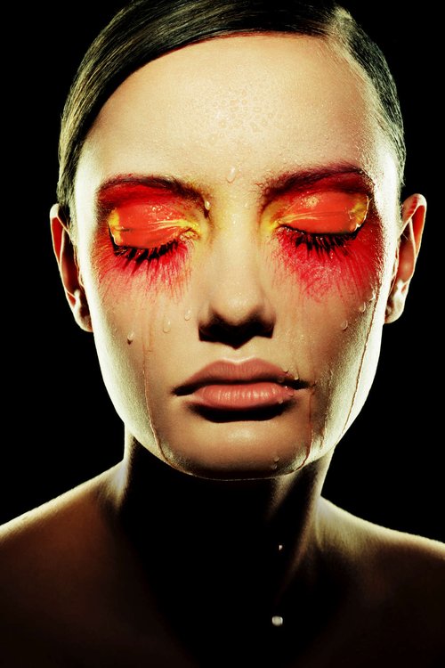 Capturing a New Era: Trends that defined Fashion Photography in the 2000s