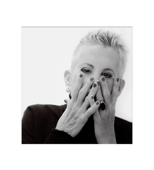 MEET THE ARTIST - ROSE HARTMAN - EXCLUSIVE INTERVIEW