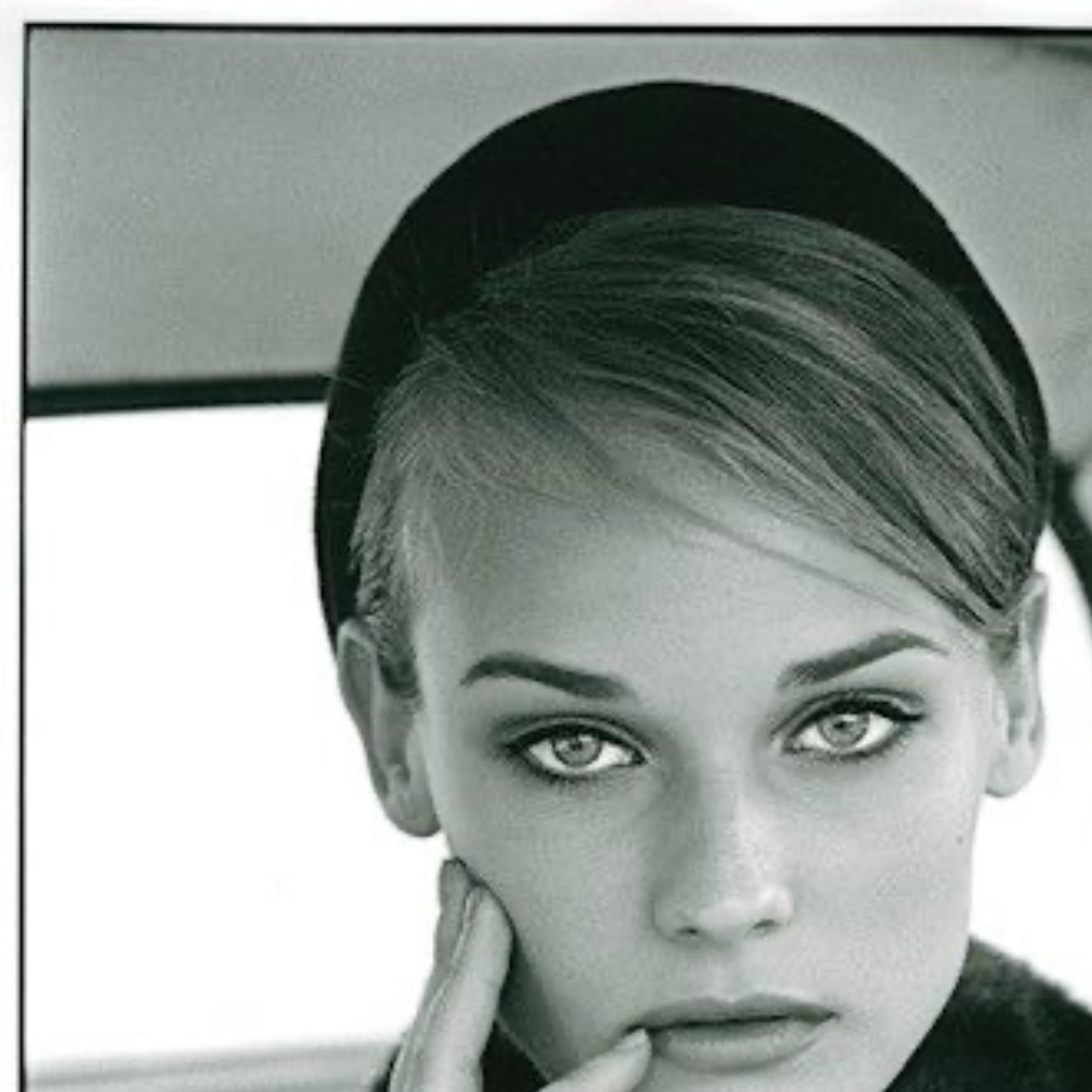 DIANE KRUGER, 1995, PARIS