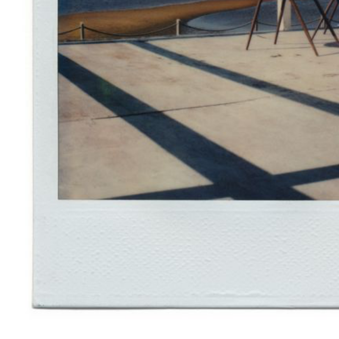 #081- CHAIRS BY THE SEA