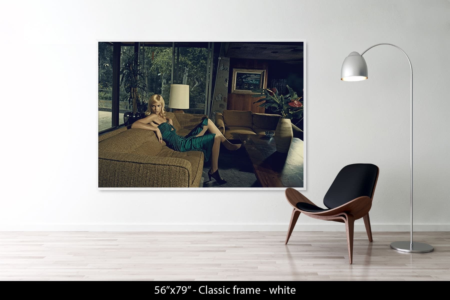 Elyse Taylor In Los Angeles 2005