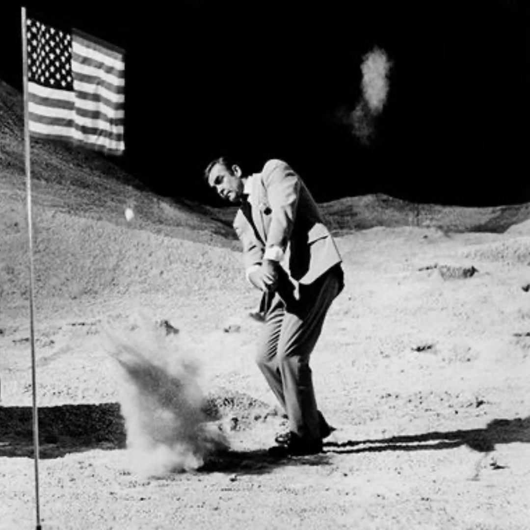 Bond on the Moon, 1971