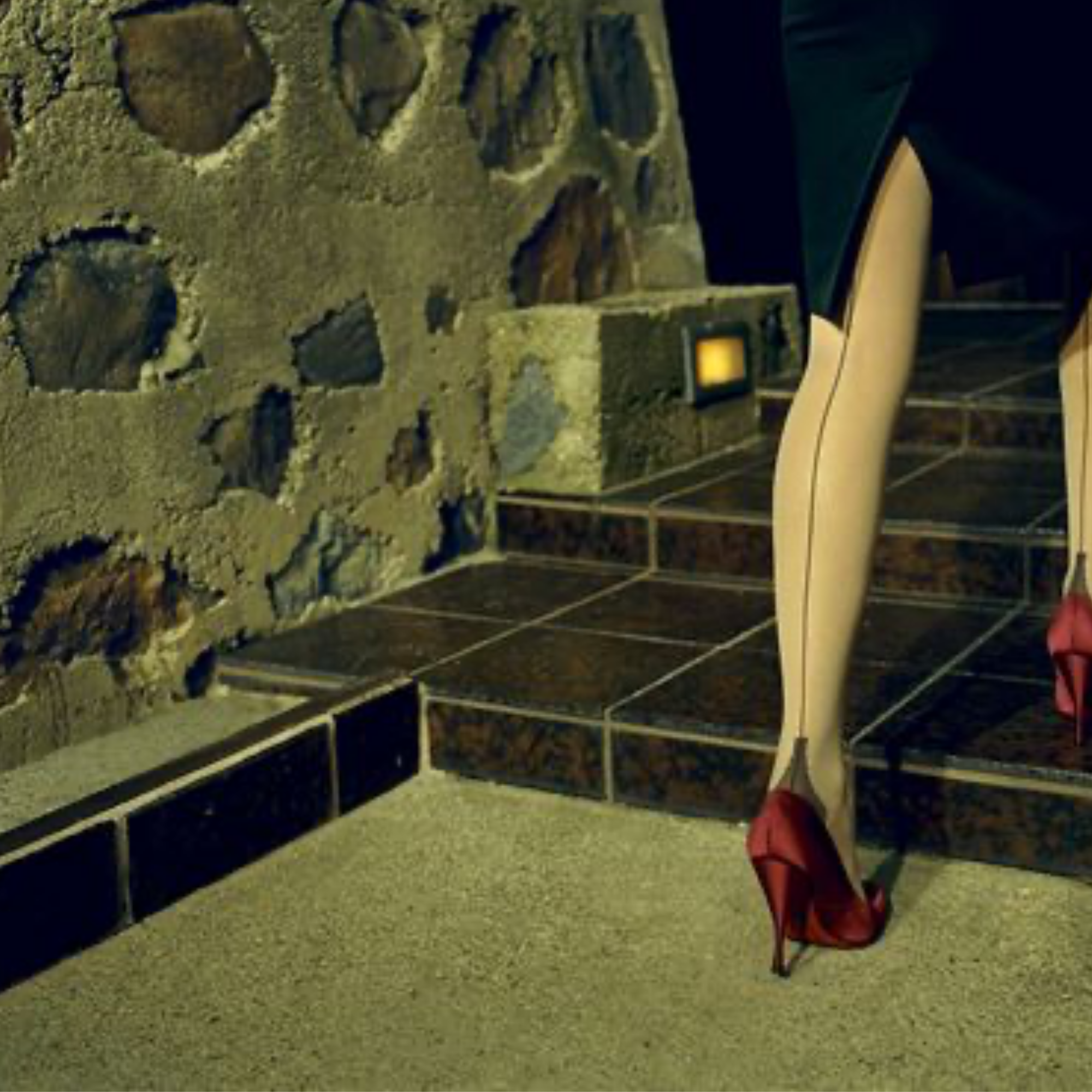 Red satin, Elyse, Los Angeles 2005