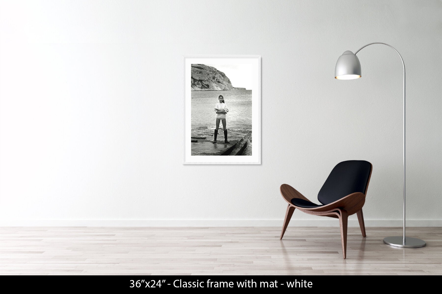 LAETITIA CASTA, 1994, CASSIS