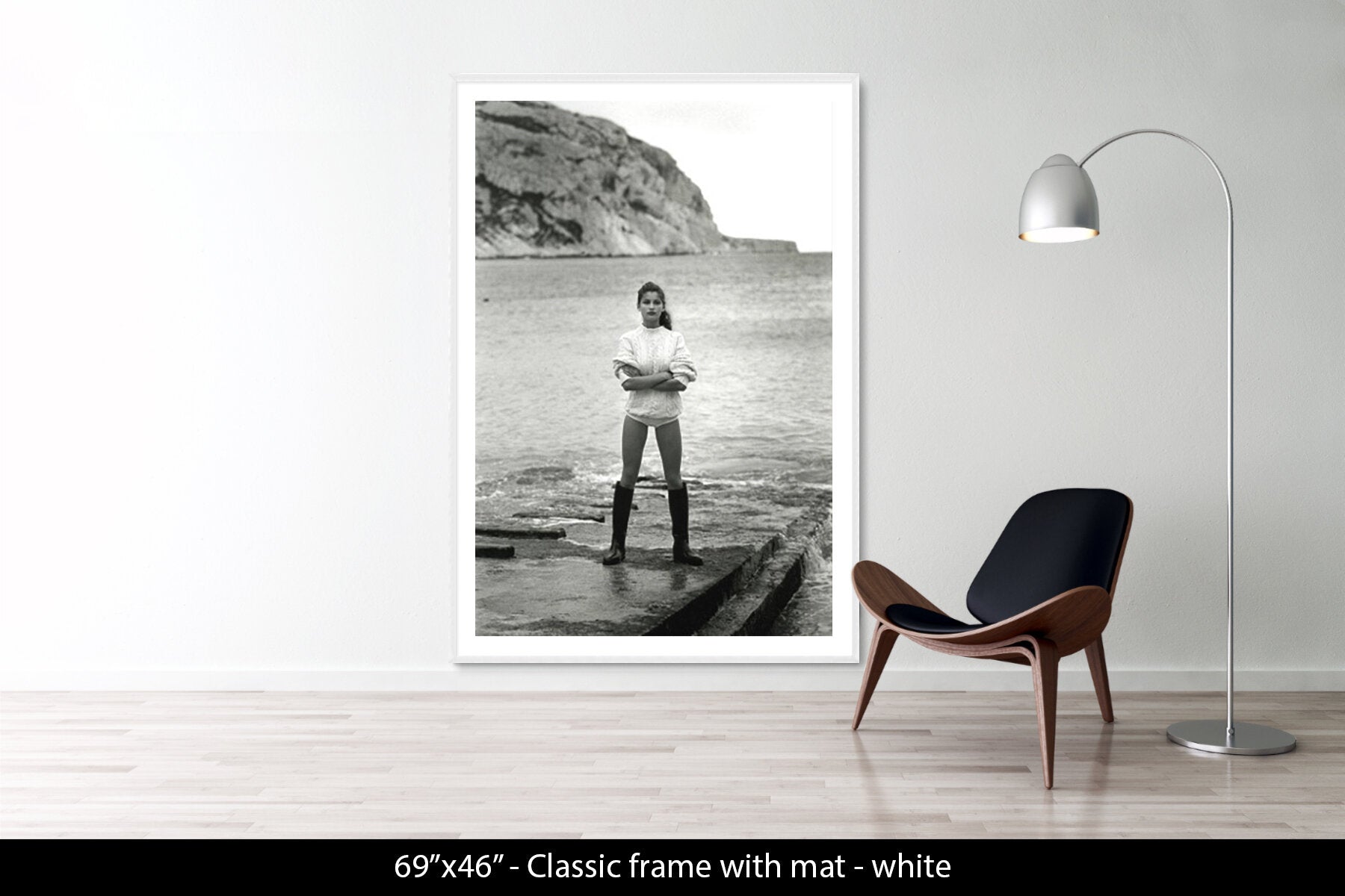 LAETITIA CASTA, 1994, CASSIS