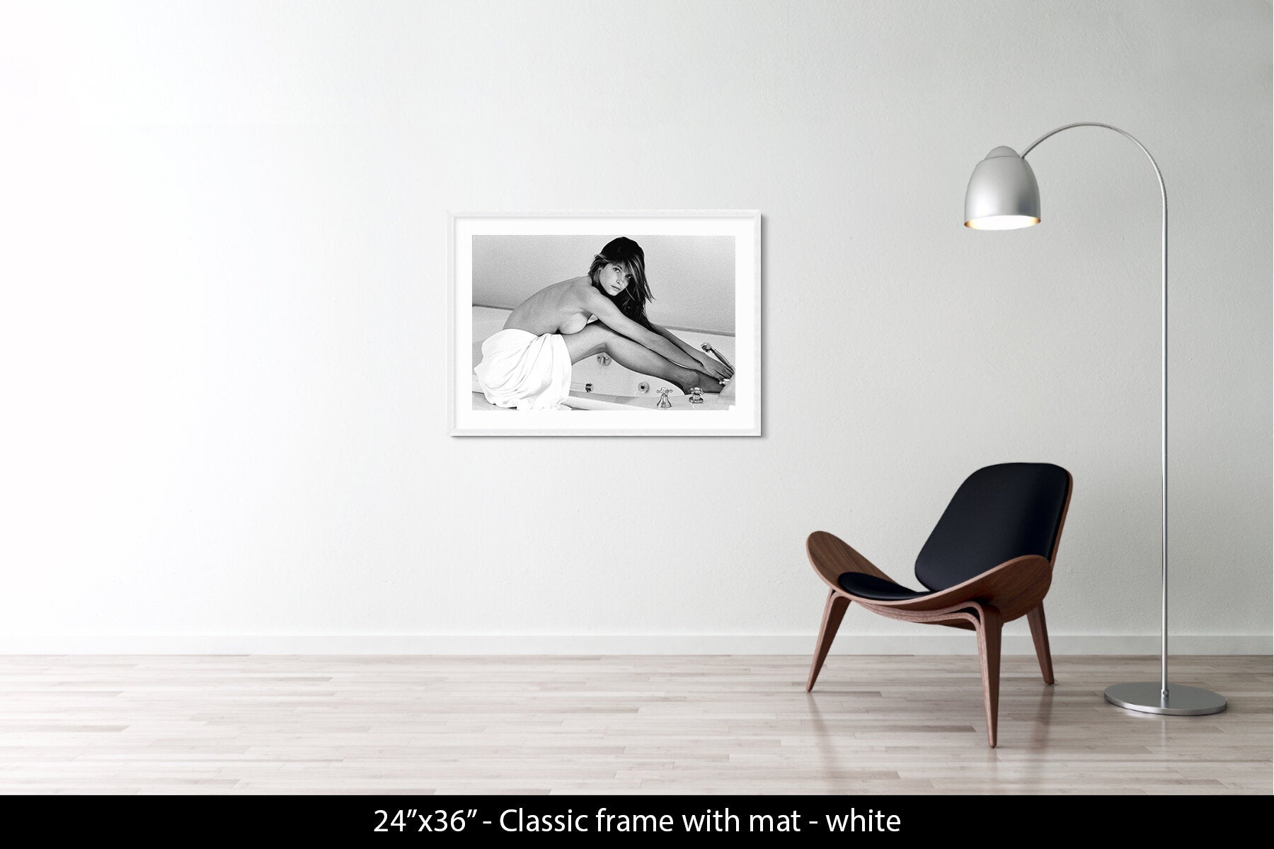 STEPHANIE SEYMOUR - BATH IN NEW YORK